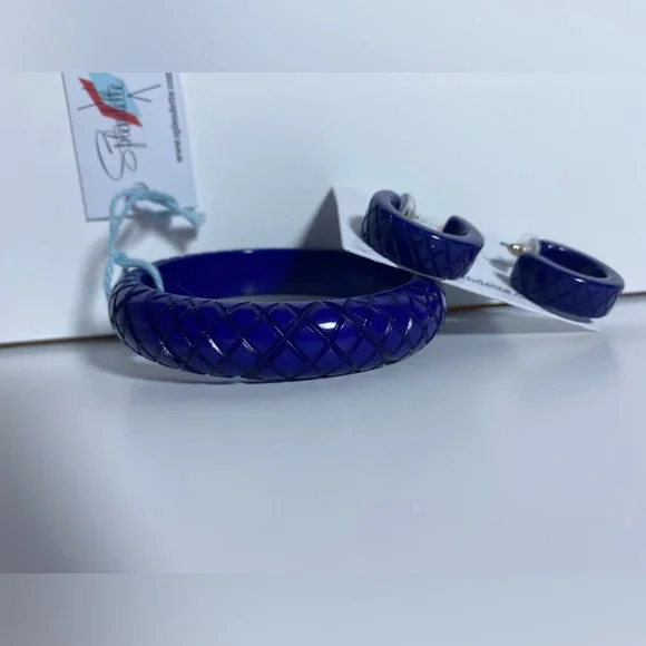 Splendette Set Midi MED Indigo Heavy Carve Fakelite Bangle & hoop earrings NWT - Picture 6 of 10